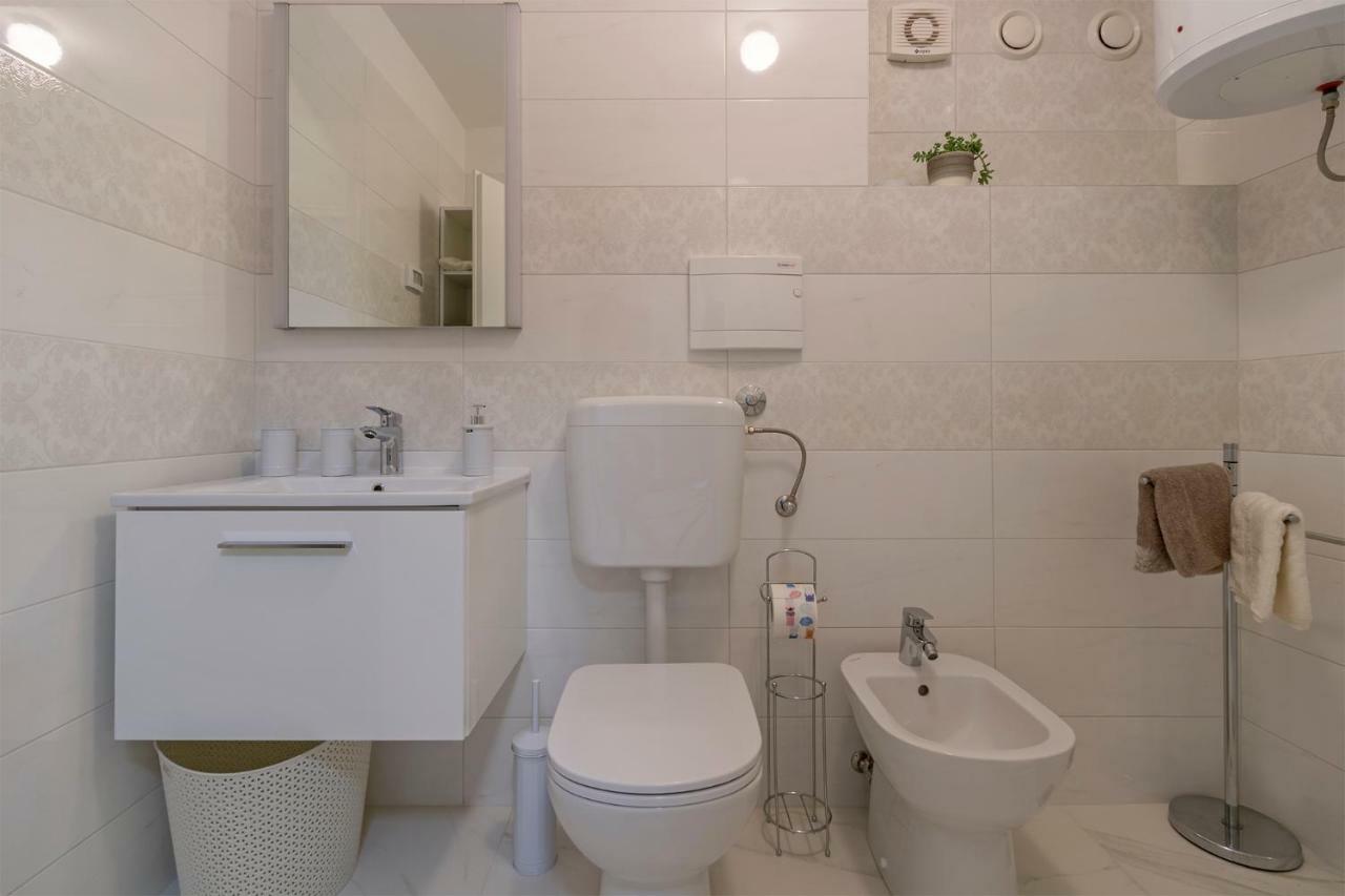 Colosseum Apartment 普拉 外观 照片